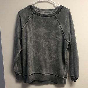 Gray American Eagle crew neck